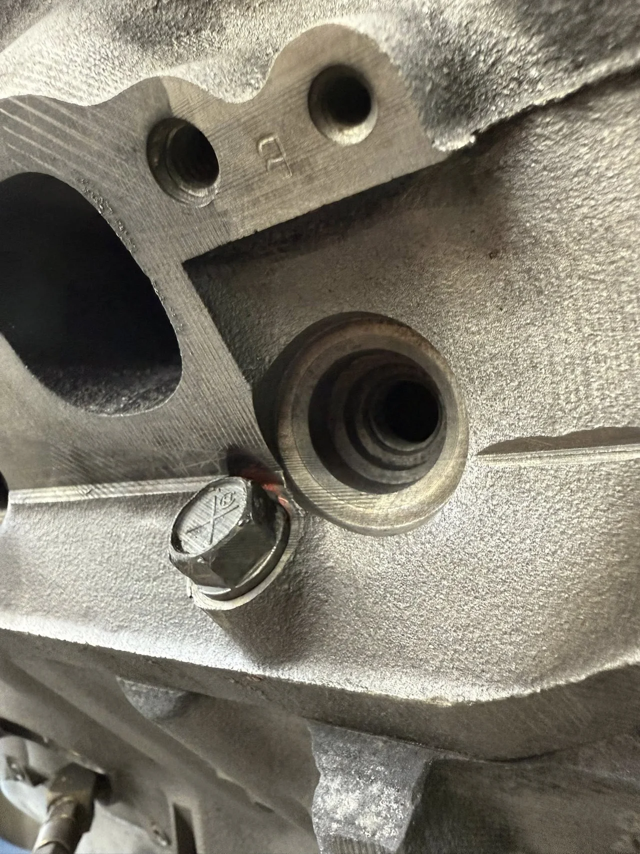 Gereinigte Metalloberfläche im Detail